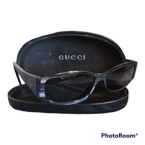 Gucci 2523/S sunglasses w/ case